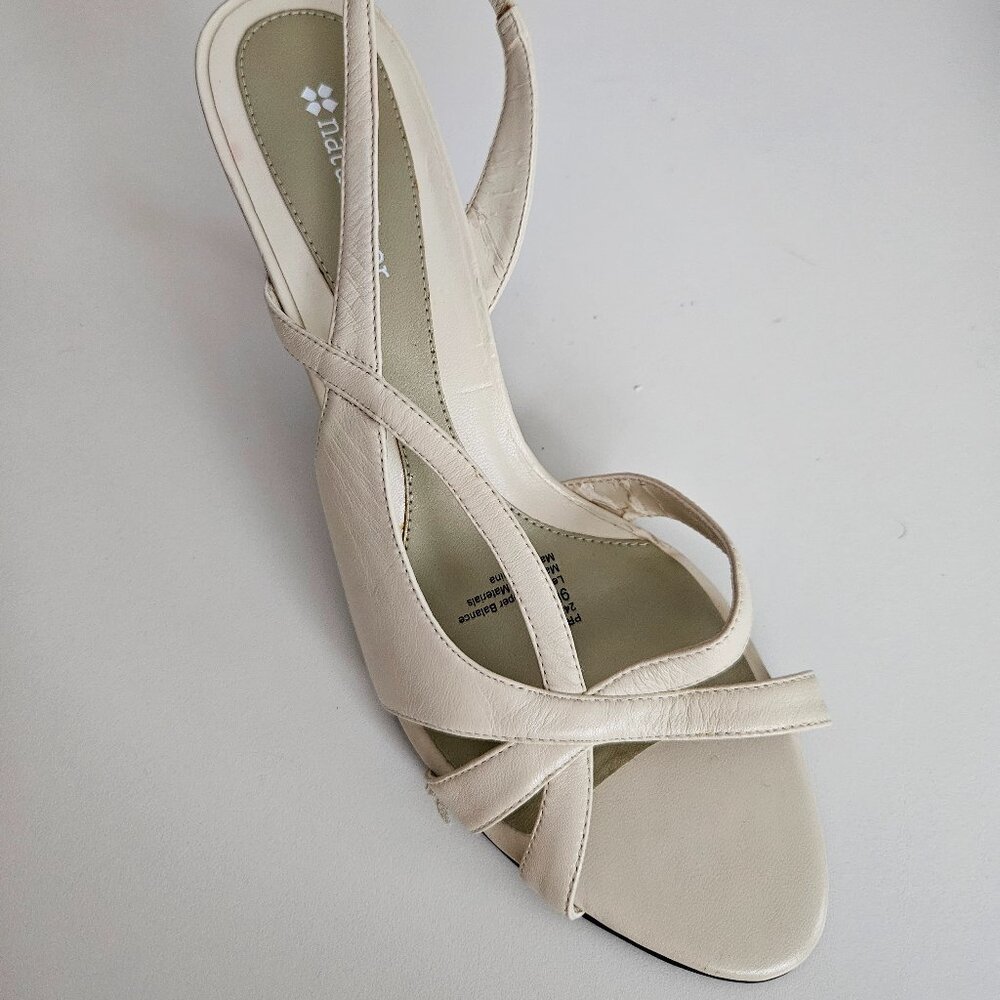 PRISSY Naturalizer Strappy 2 1/2 inch Heels Size 9M